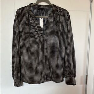 Elegant Black and Cream Womens Top